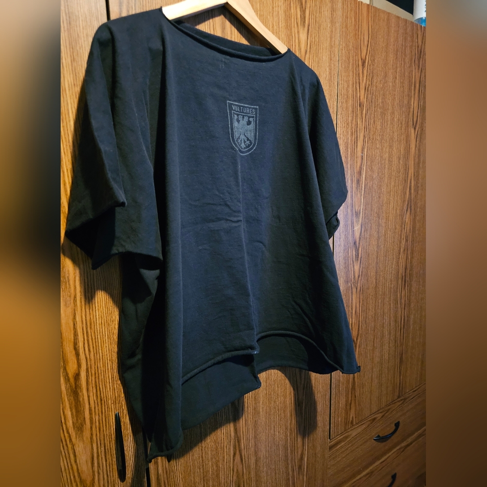 Kanye West Vultures T Shirt Merch Size 2 (L/XL)